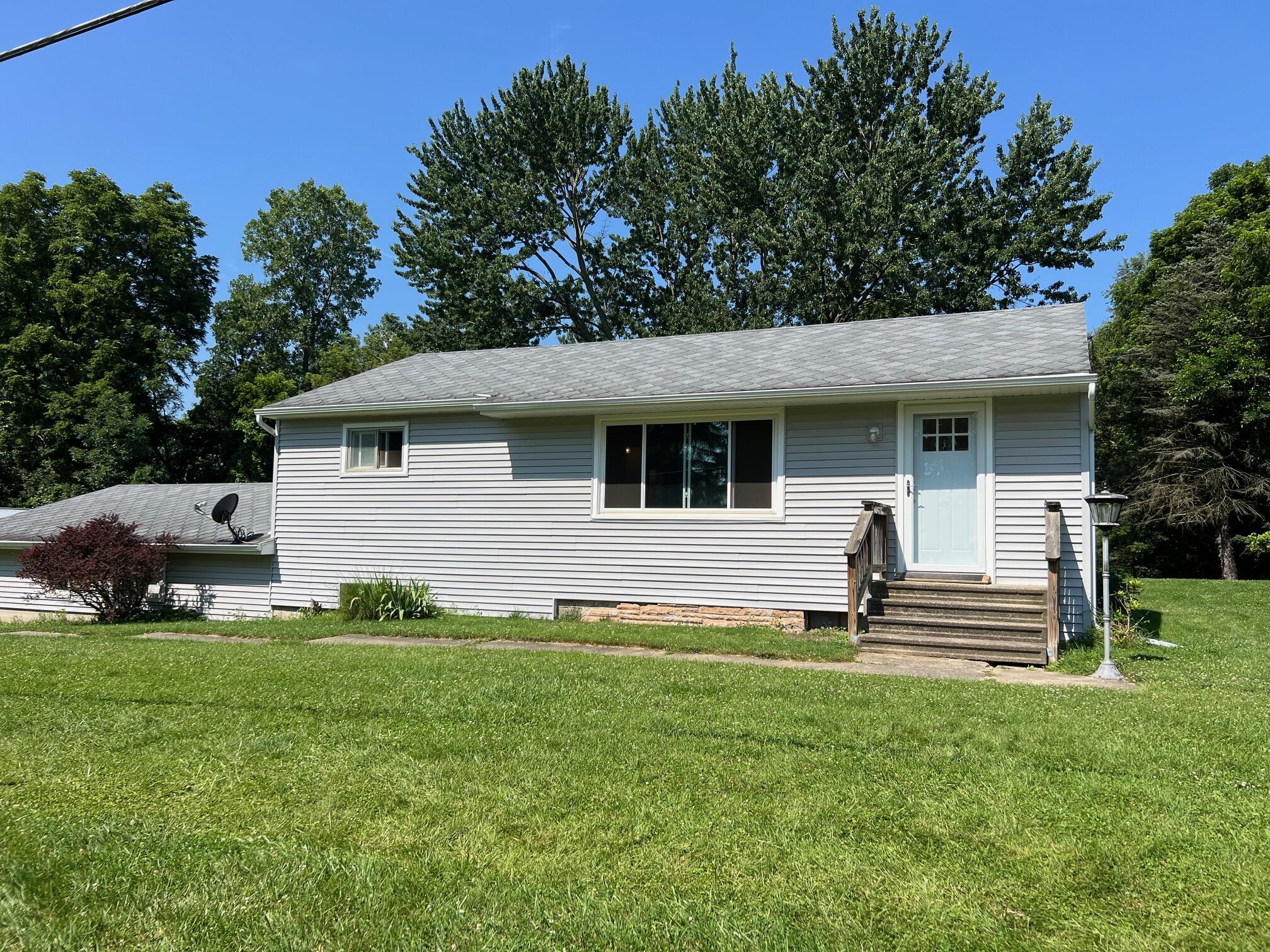 15306 Peacock Road Haslett, MI 48840 - Photo 26 of 34 Front