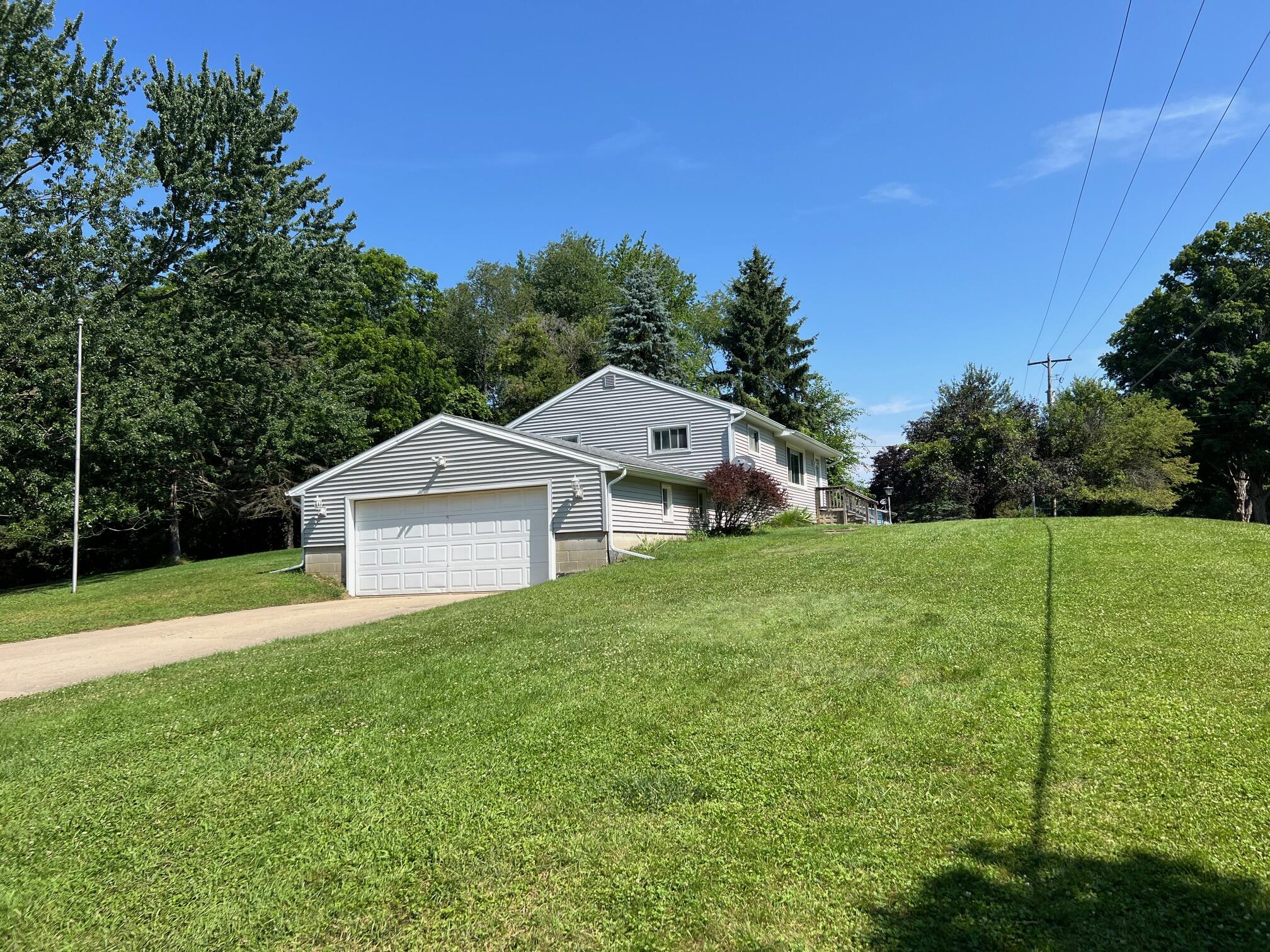 15306 Peacock Road Haslett, MI 48840 - Photo 30 of 34 Front