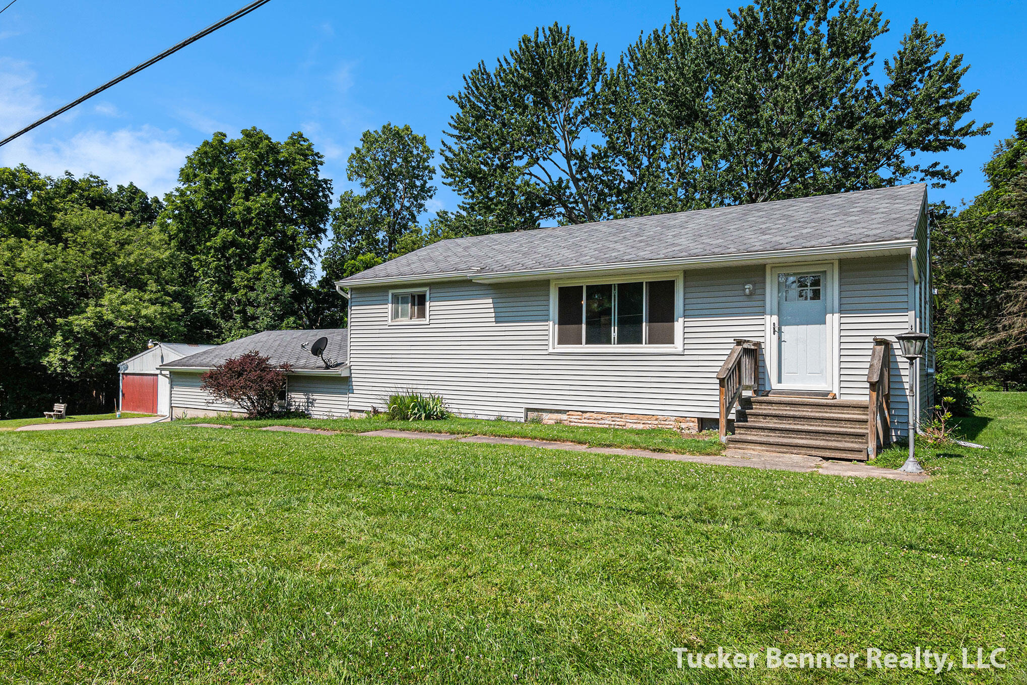15306 Peacock Road Haslett, MI 48840 - Photo 32 of 34 Front