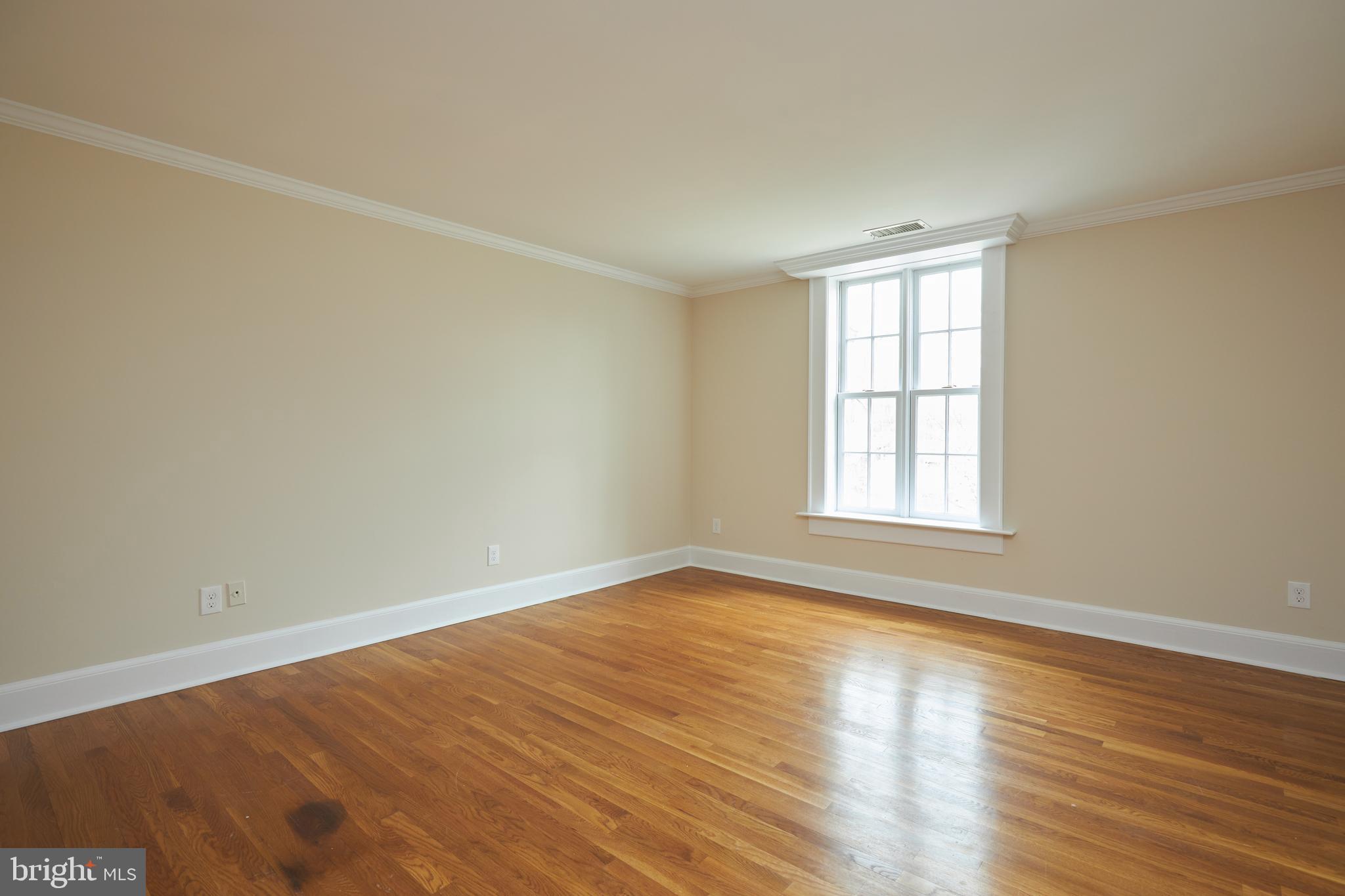 10304 Iron Gate Road Potomac, MD 20854 - Photo 26 of 39 5 bedrooms + sitting room upstairs
