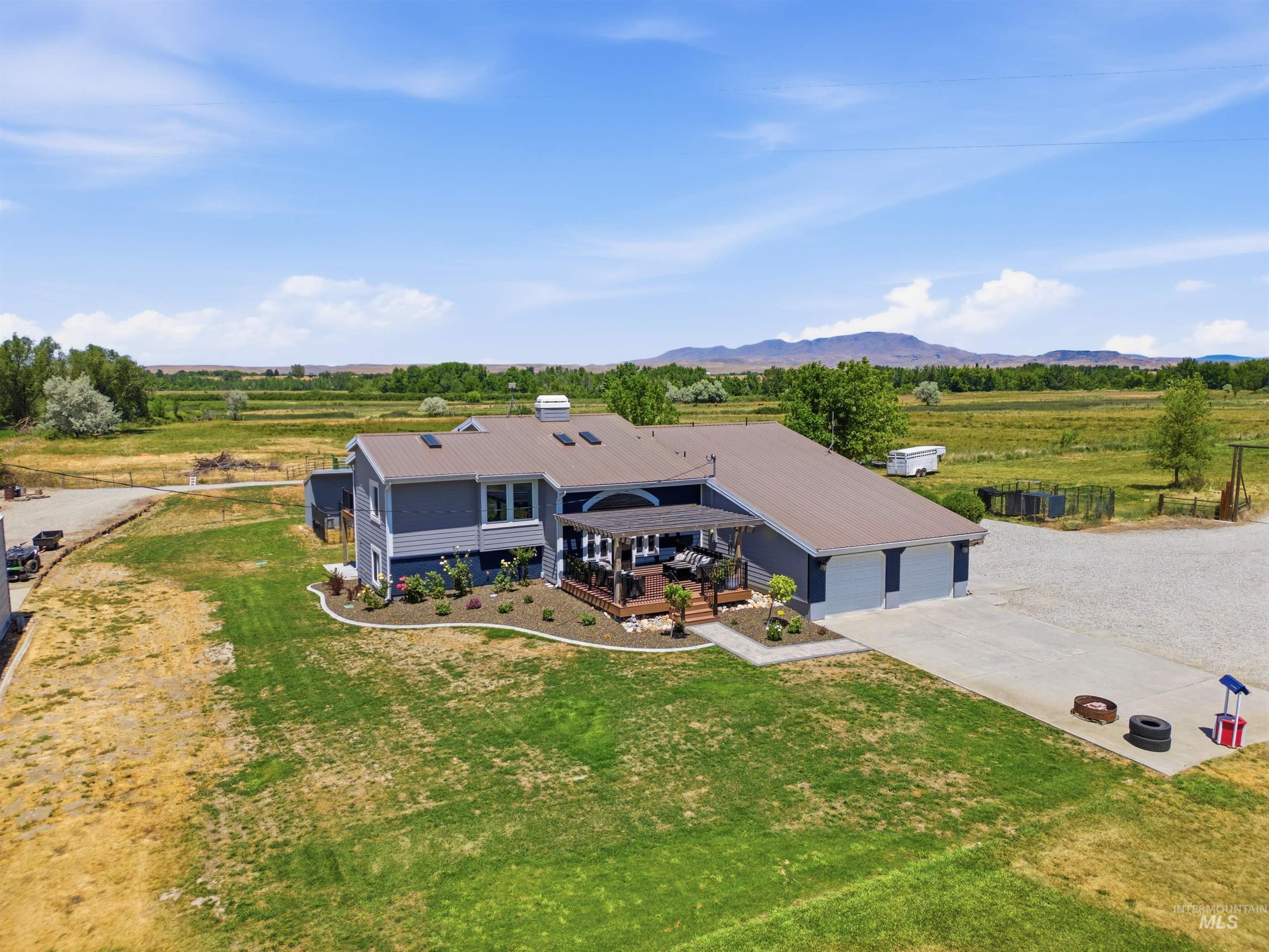 5595 Cascade Road Emmett, ID 83617 - Photo 2 of 50