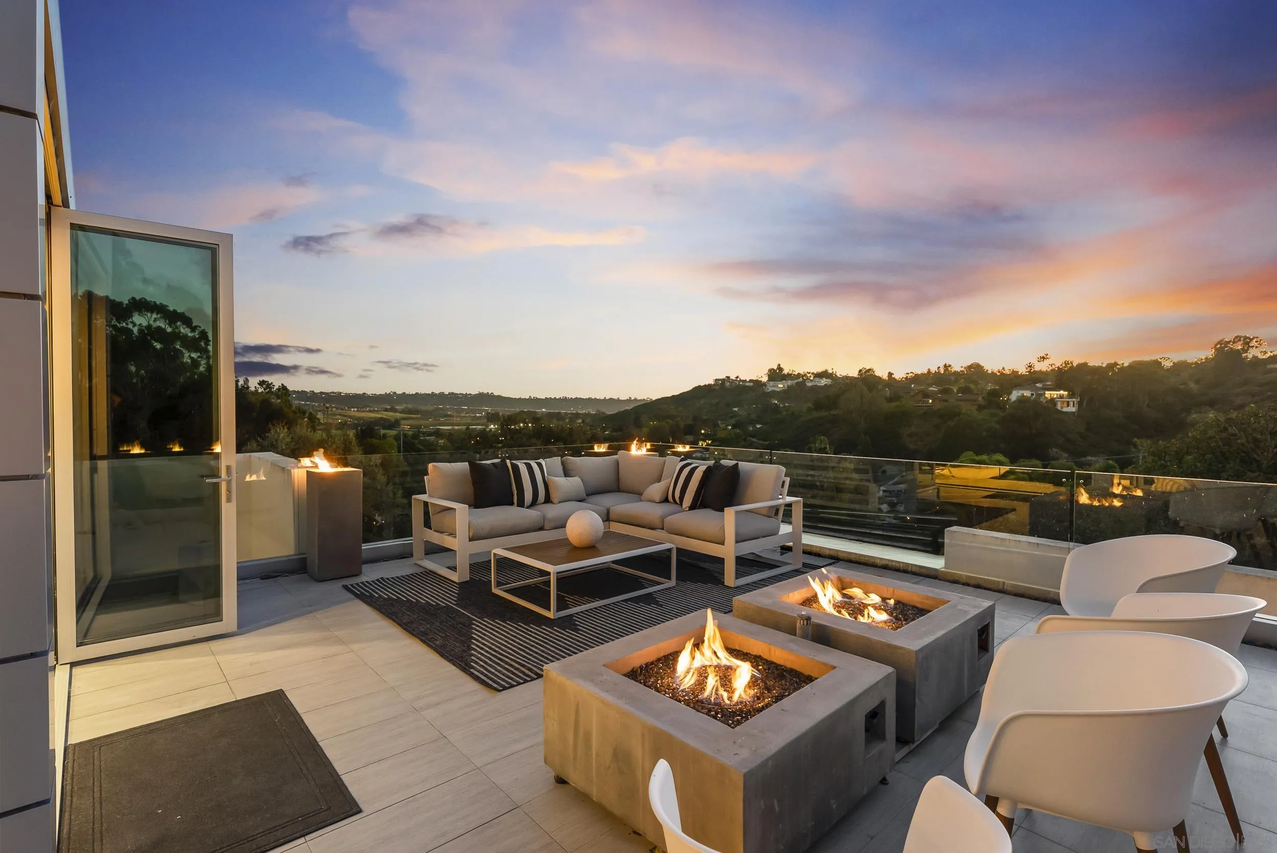 15045 Rancho Real Del Mar, CA 92014 - Photo 2 of 43