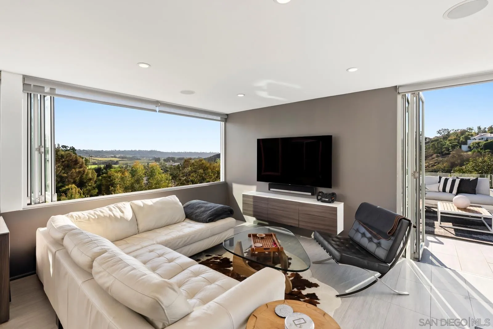 15045 Rancho Real Del Mar, CA 92014 - Photo 26 of 43