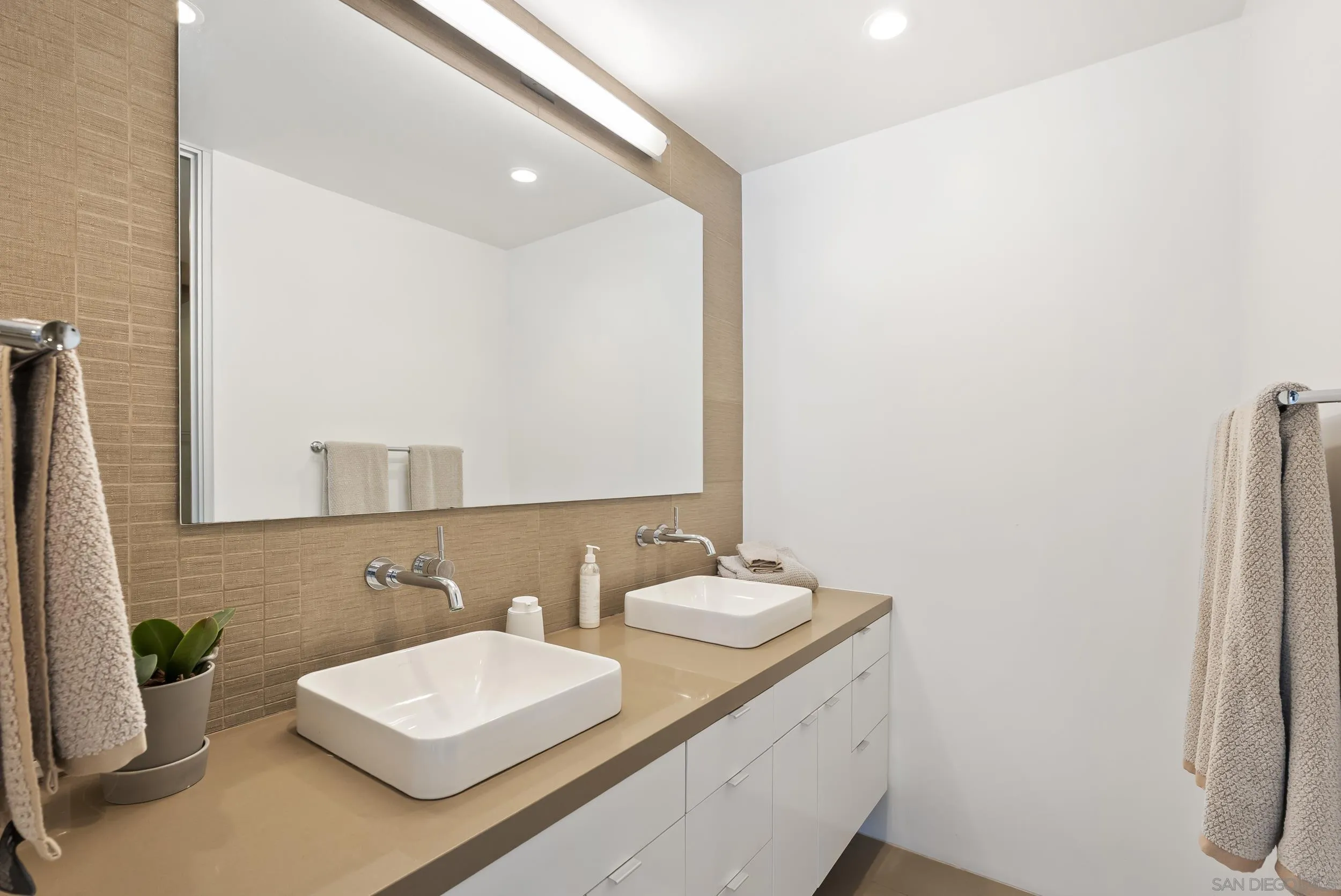 15045 Rancho Real Del Mar, CA 92014 - Photo 34 of 43