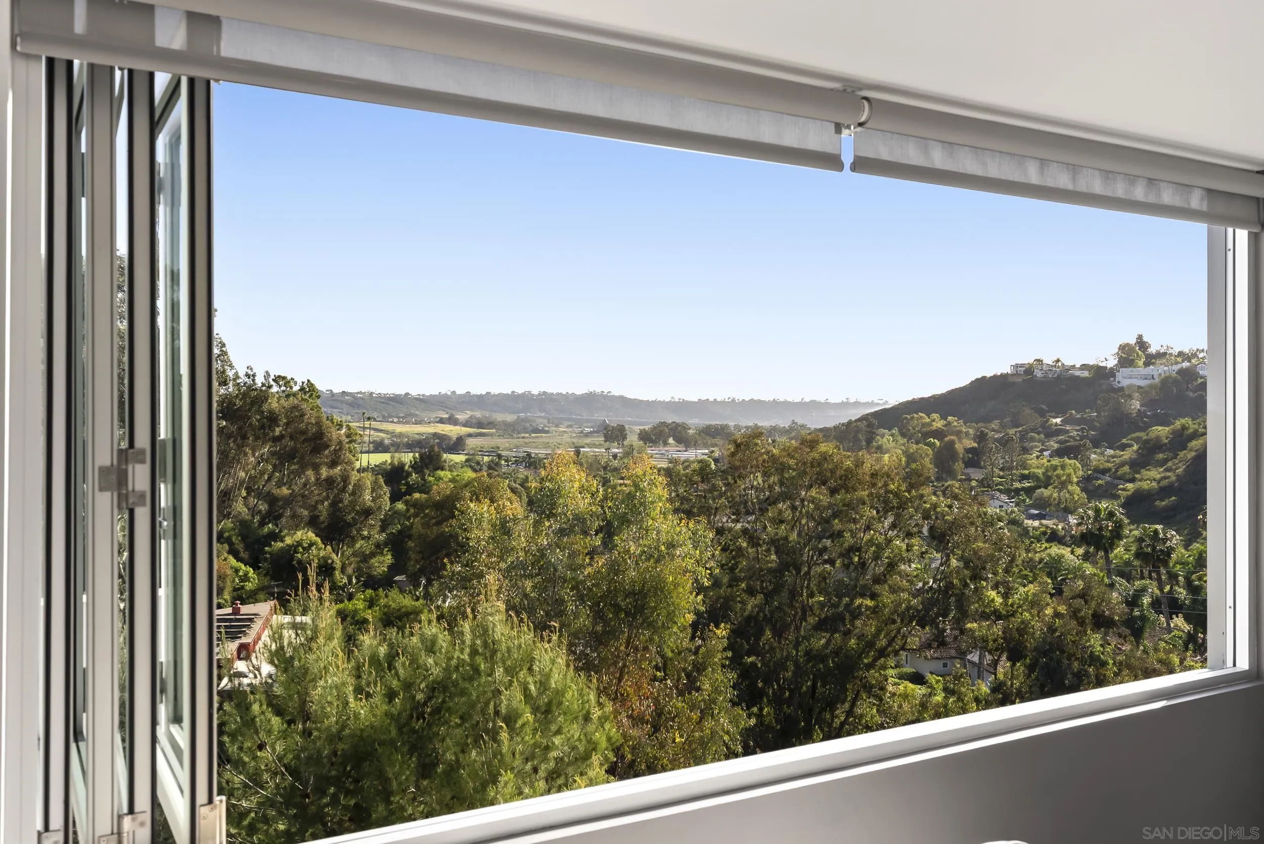 15045 Rancho Real Del Mar, CA 92014 - Photo 6 of 43