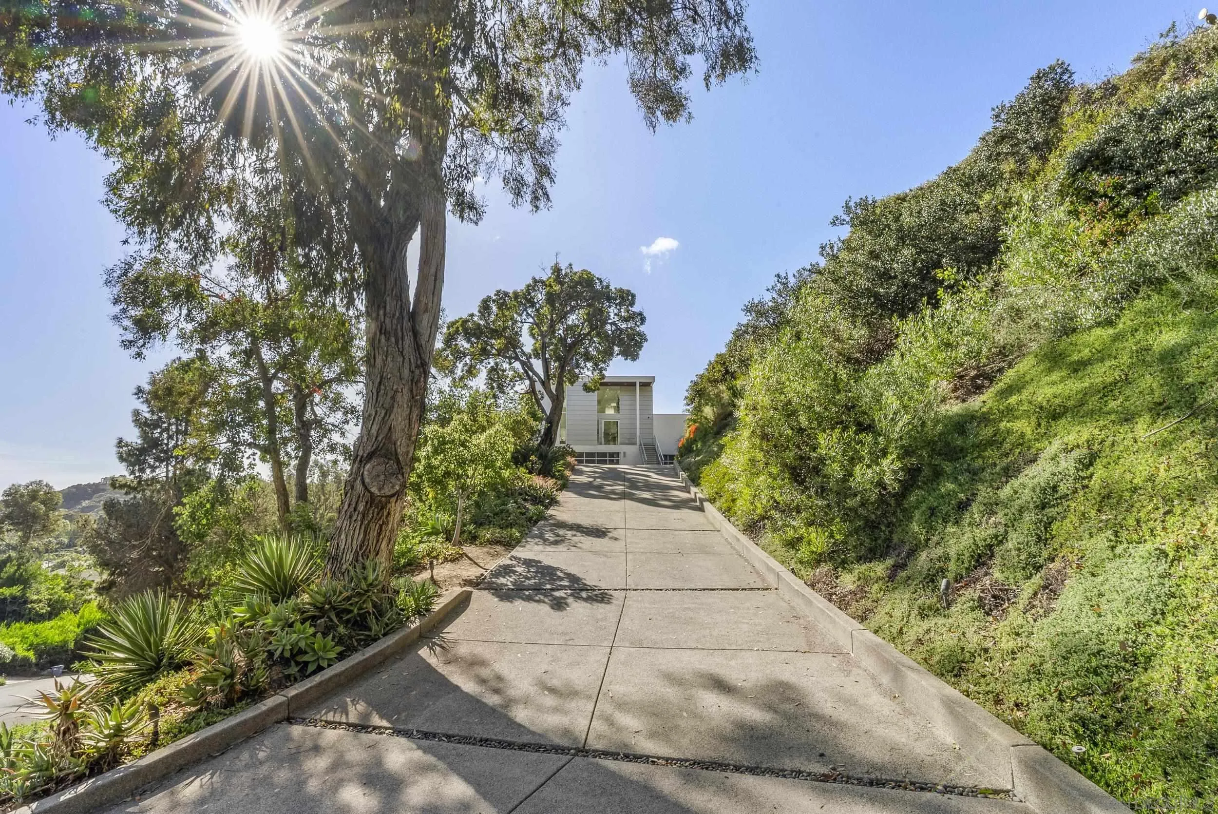 15045 Rancho Real Del Mar, CA 92014 - Photo 8 of 43