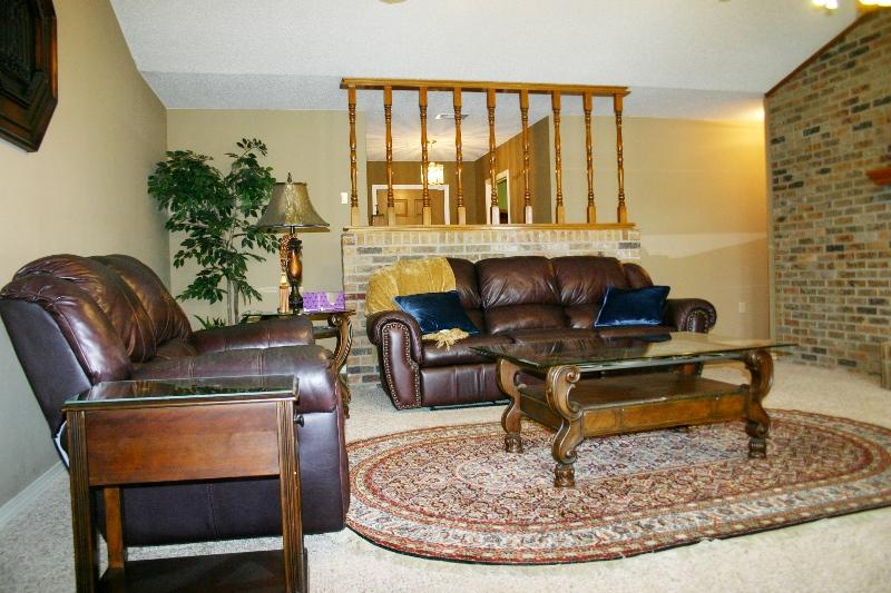 5511 Monterrey Road Crestview, FL 32539 - Photo 4 of 41 IMG_8570 - Copy