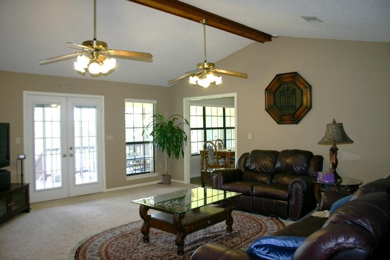 5511 Monterrey Road Crestview, FL 32539 - Photo 8 of 41 IMG_8574 - Copy