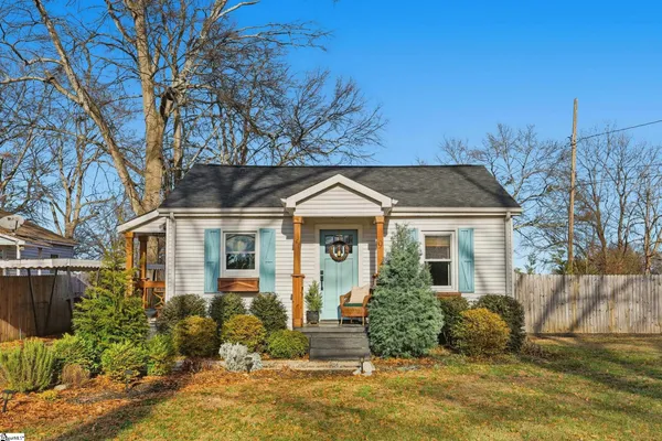 $257,500 | 9 Beatrice Street, Greenville, SC 29611