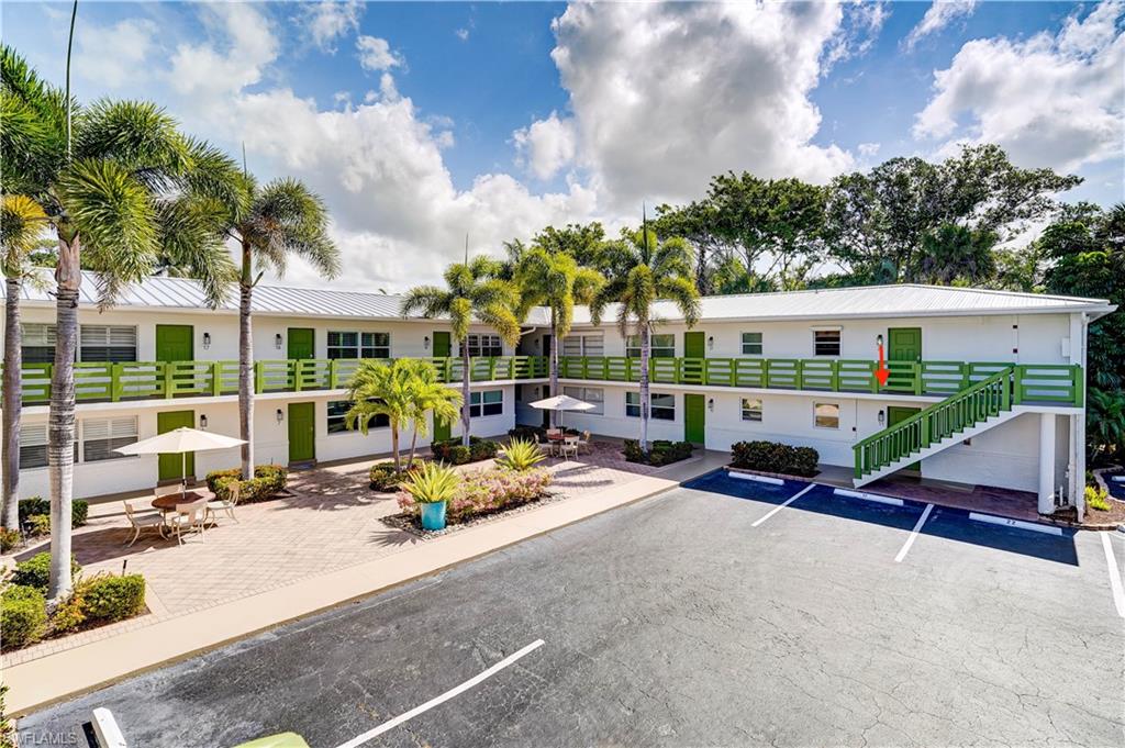 975 9th Avenue South, Unit 11 Naples, FL 34102 - Photo 15 of 21