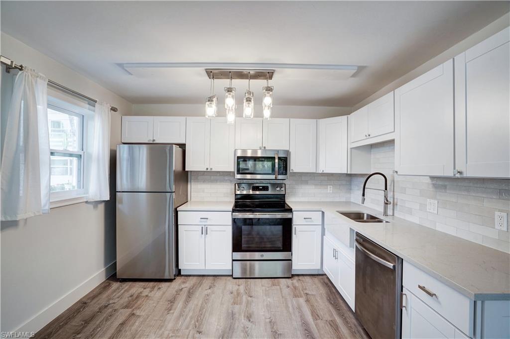 975 9th Avenue South, Unit 11 Naples, FL 34102 - Photo 2 of 21