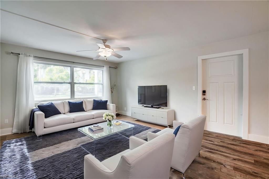 975 9th Avenue South, Unit 11 Naples, FL 34102 - Photo 4 of 21