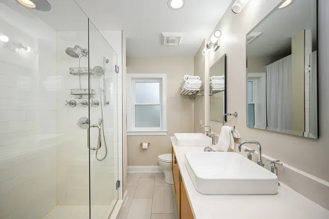 $1,075,000 | 530 Anthony Street, Unit 530, Glen Ellyn, IL 60137