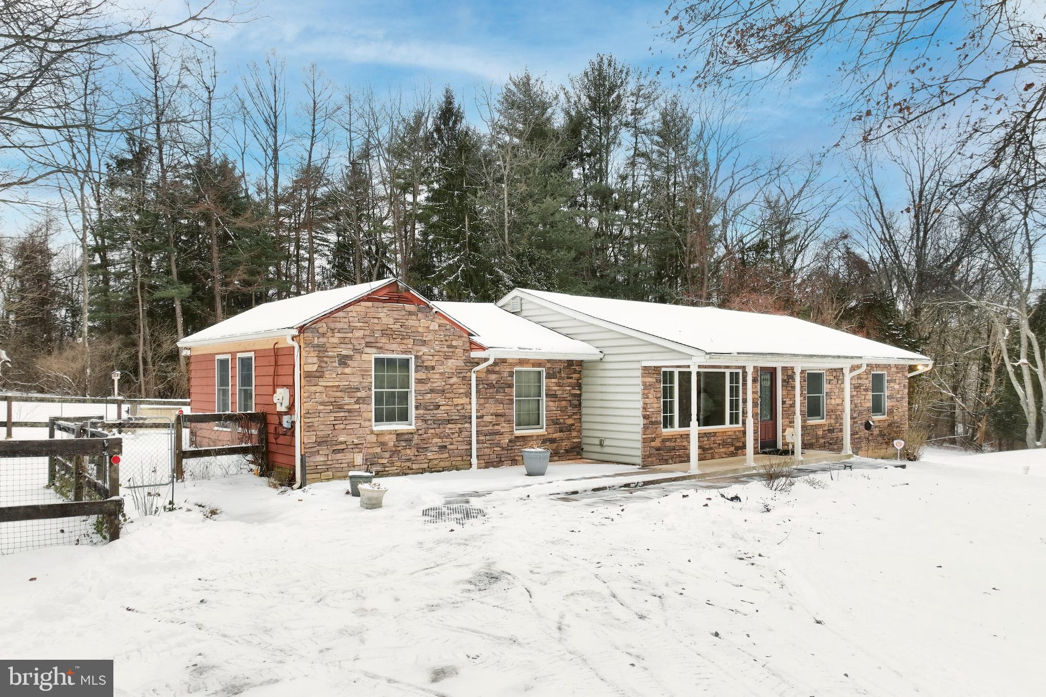 291 Bair Road Delta, PA 17314 - Photo 2 of 61 Gallery Image 2