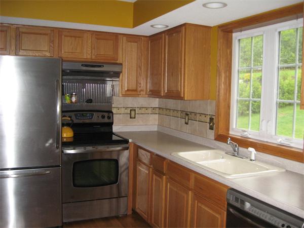 102 Woodside Road Ludlow, MA 01056 - Photo 4 of 25 Gallery Image 4
