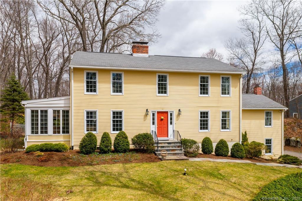 2 Cawdor Burn Road Brookfield, CT 06804 - Photo 1 of 1 a front view of a house with a yard