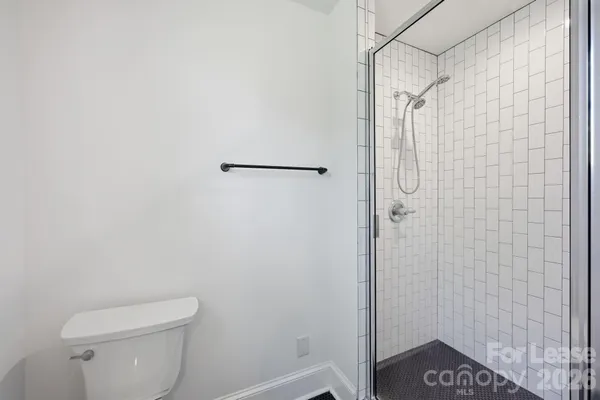 $2,100 | 335 East Sumner Street, Lincolnton, NC 28092