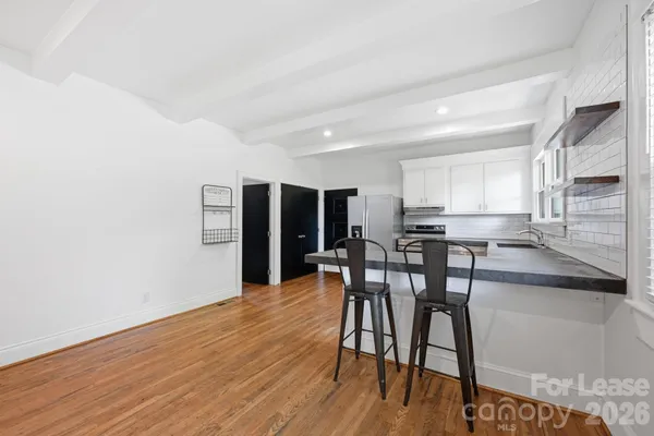 $2,100 | 335 East Sumner Street, Lincolnton, NC 28092