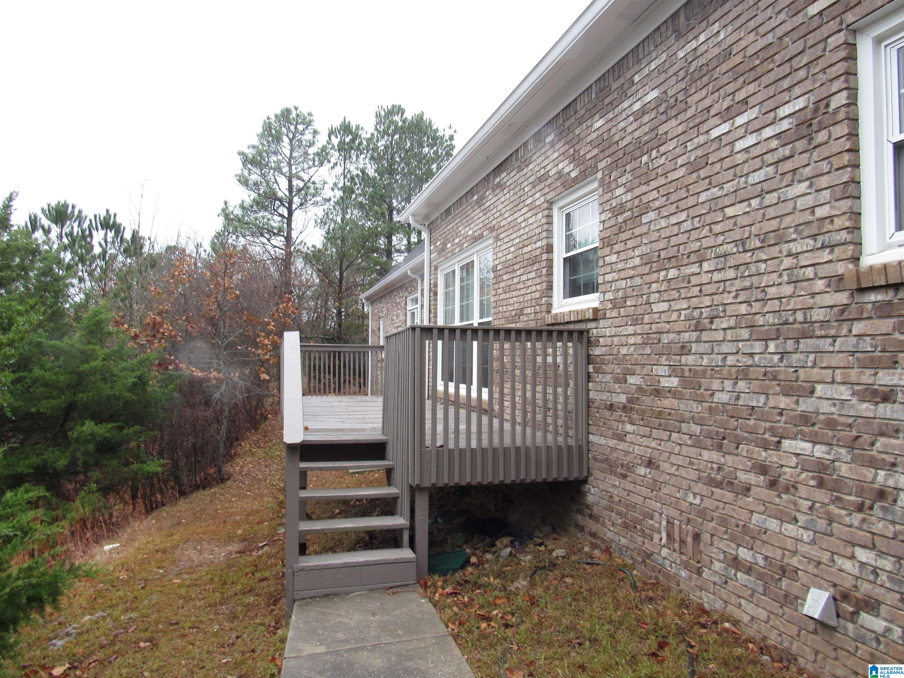 207 Kings Crest Lane Pelham, AL 35124 - Photo 8 of 39
