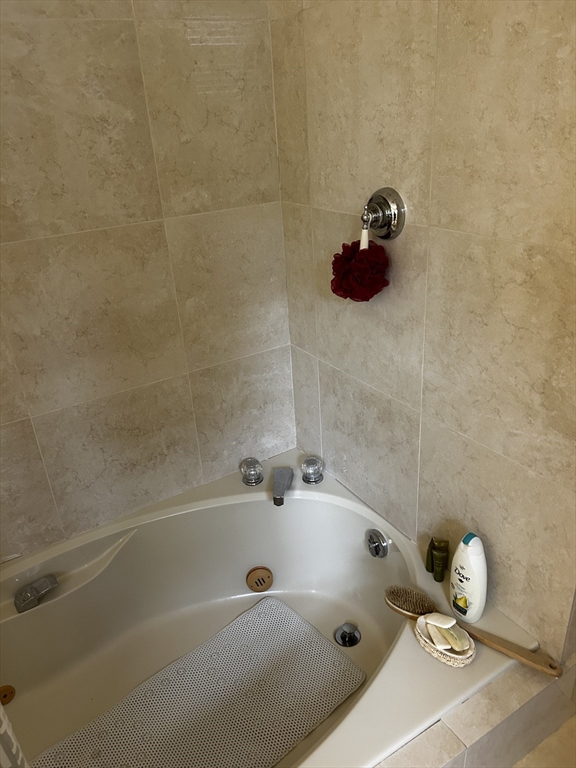 72 Ober Road, Unit 72 Newton, MA 02459 - Photo 8 of 14