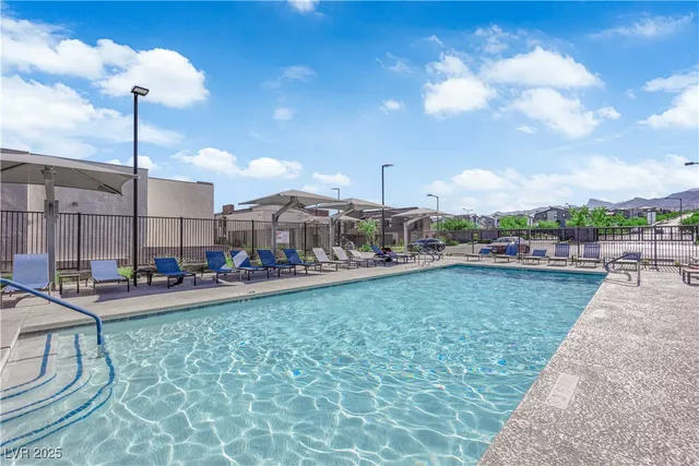 $535,000 | 600 Carriage Hill Drive, Unit 1069, Las Vegas, NV 89138