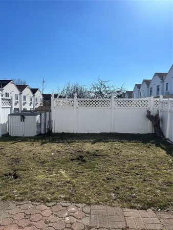$850,000 | 2226 Norton Avenue | Castle Hill