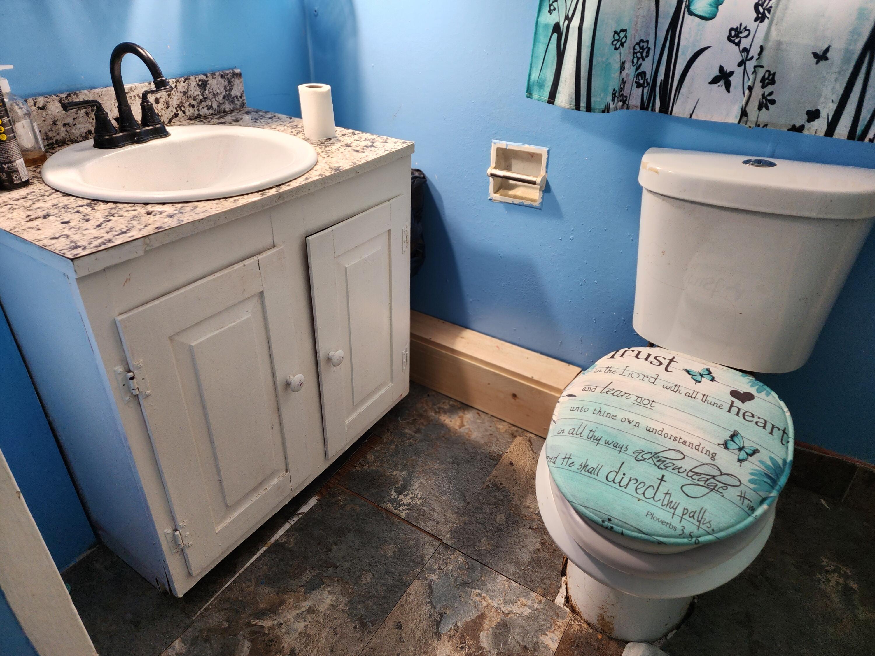 42 Greenville Road Monson, ME 04464 - Photo 11 of 27 1000010149