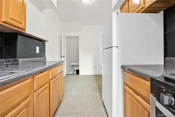$4,300 | 33-19 143rd Street | Flushing