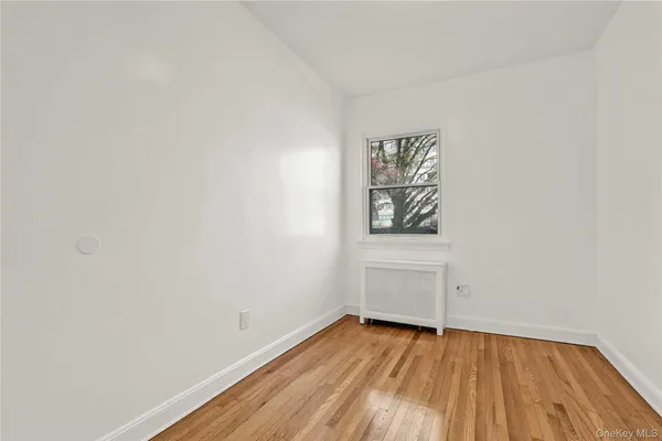 $4,300 | 33-19 143rd Street | Flushing