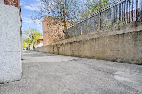 $4,300 | 33-19 143rd Street | Flushing