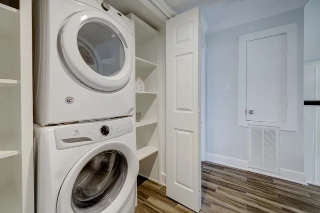 a view of a storage & utility room with washer and dryer