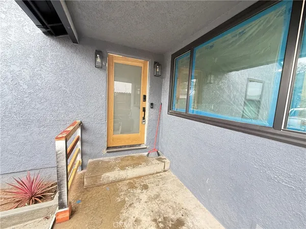 $4,550 | 11707 Atkinson Avenue, Hawthorne, CA 90250