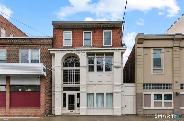 $2,350 | 844 Grand Avenue, Unit 2, New Haven, CT 06511