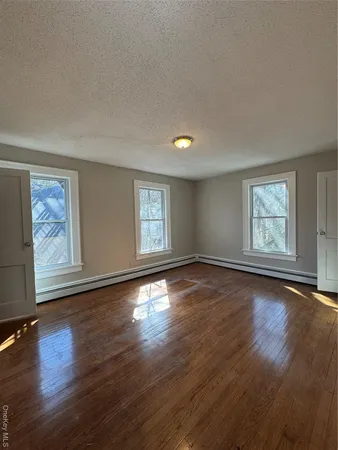$2,600 | 440 North Main Street, Liberty, NY 12754