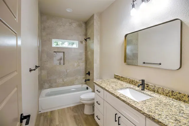 $342,798 | 1019 Holiday Drive, Sherman, TX 75090