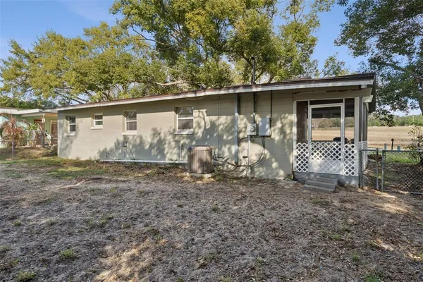 $299,500 | 902 South Galena Avenue, Minneola, FL 34715