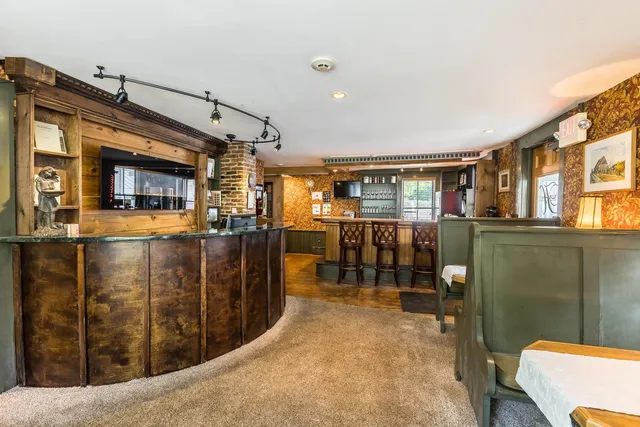 $795,000 | 19 Huntington Place, Rochester, VT 05767