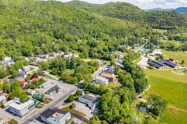 $795,000 | 19 Huntington Place, Rochester, VT 05767