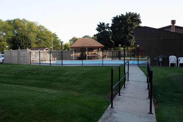 $128,000 | 3965 South 84th Street, Unit 5, Greenfield, WI 53228