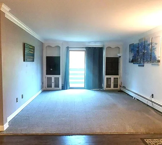 $128,000 | 3965 South 84th Street, Unit 5, Greenfield, WI 53228