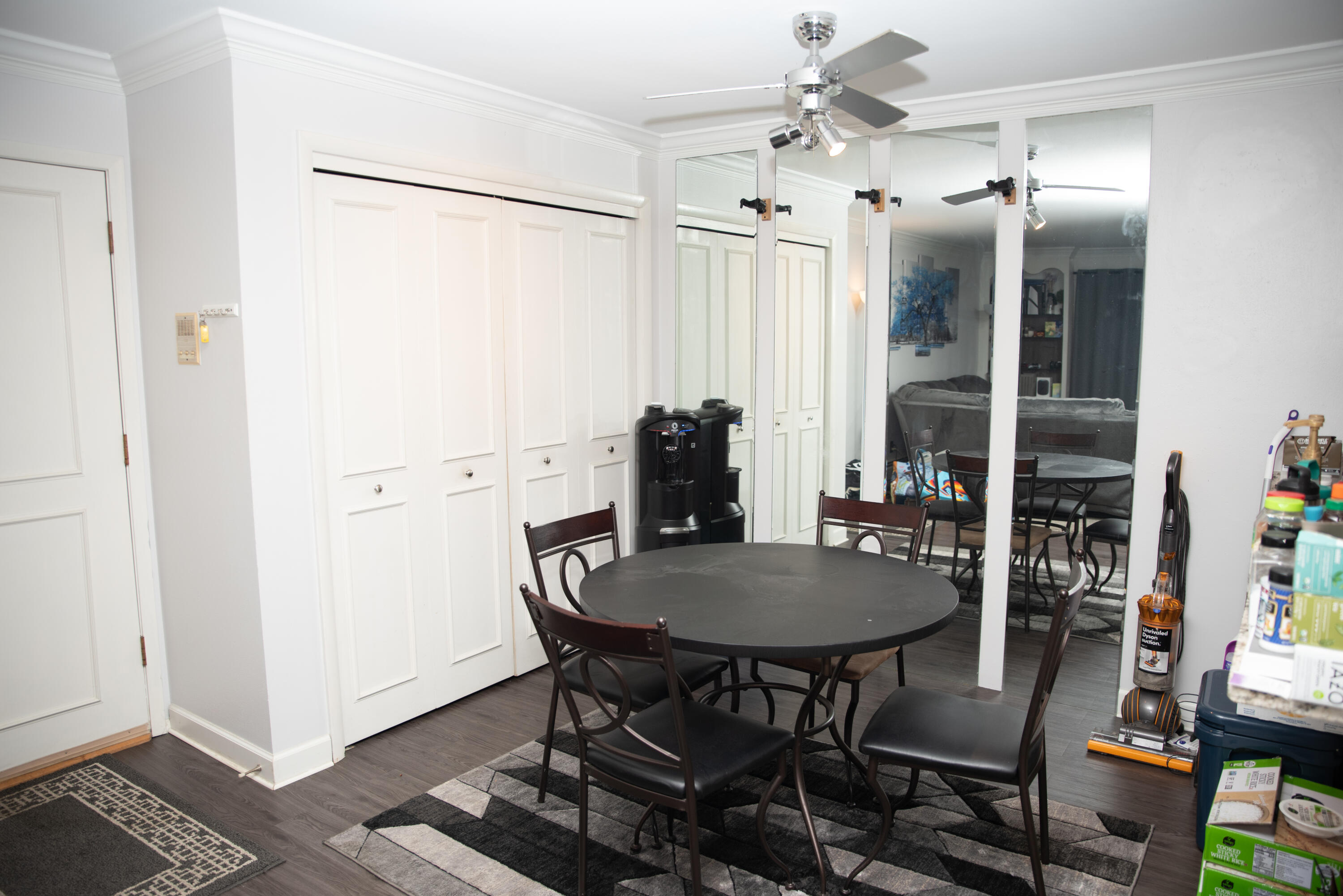 3965 South 84th Street, Unit 5 Greenfield, WI 53228 - Photo 5 of 29 Dining room