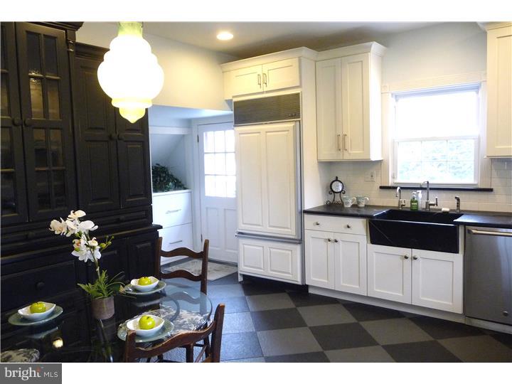 439 Conshohocken State Road Bala Cynwyd, PA 19004 - Photo 7 of 23 Kitchen