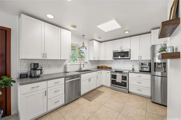 $5,500 | 91-1031 Papaa Street, Kapolei, HI 96707