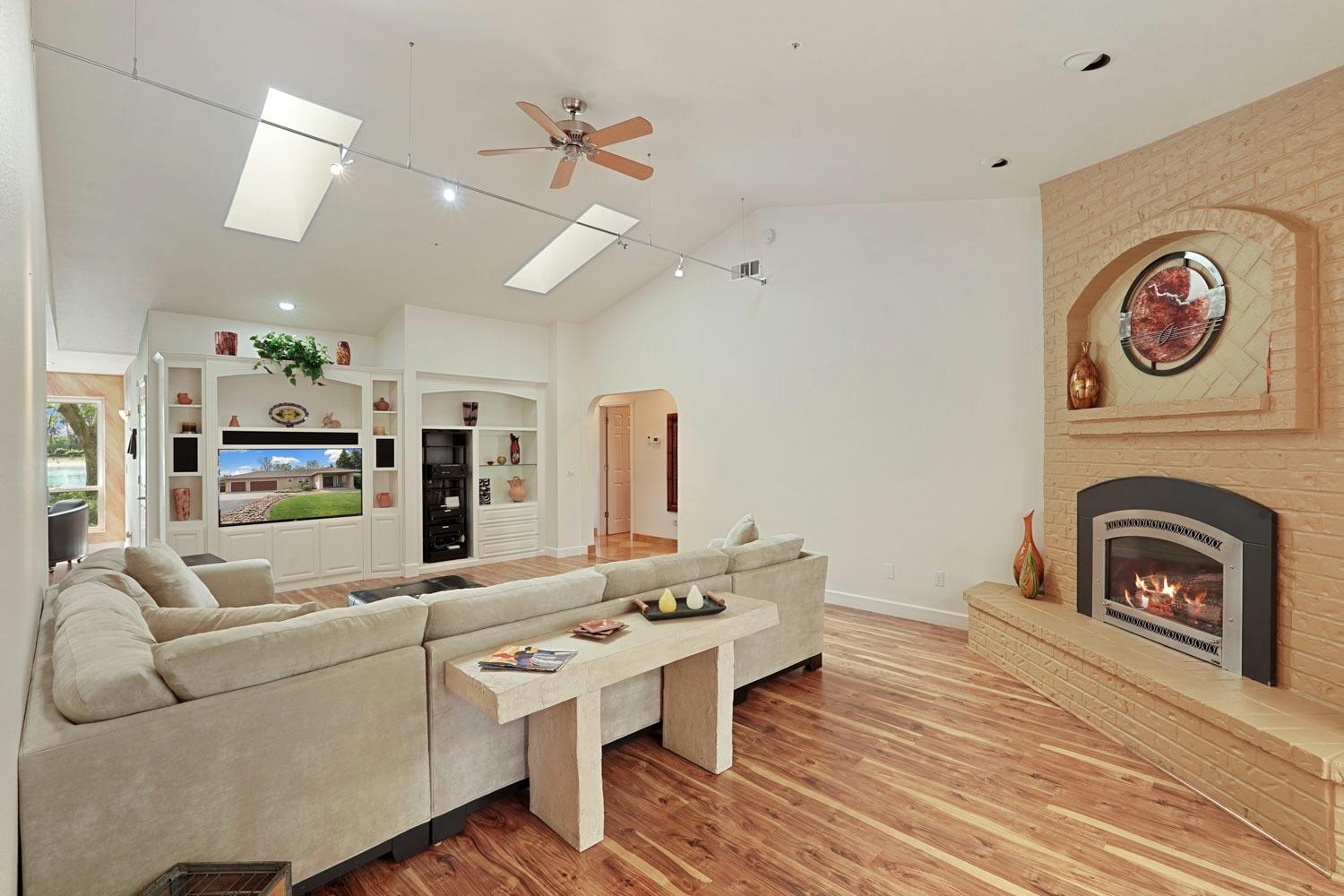 10675 Valensin Road Galt, CA 95632 - Photo 28 of 98