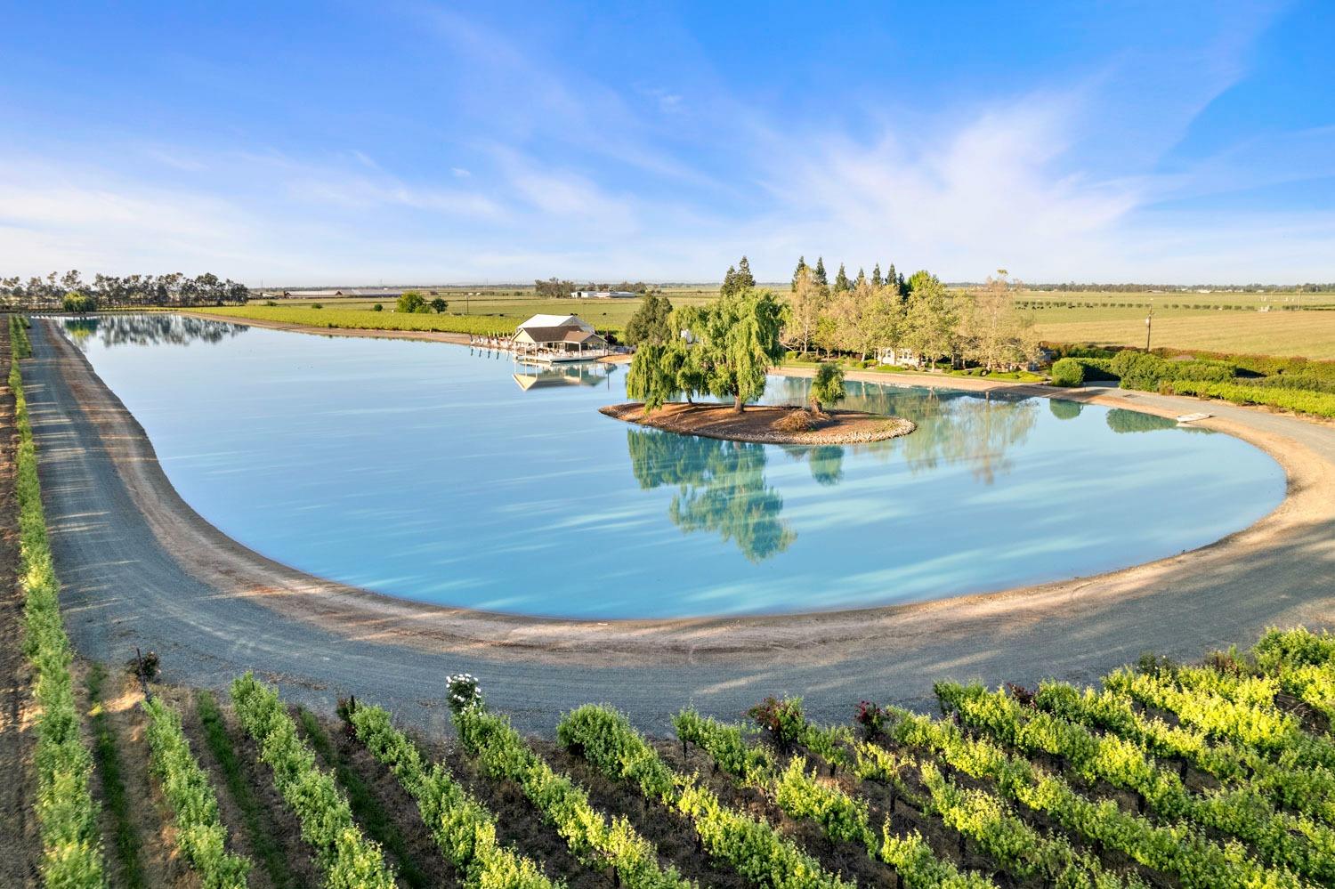 10675 Valensin Road Galt, CA 95632 - Photo 4 of 98