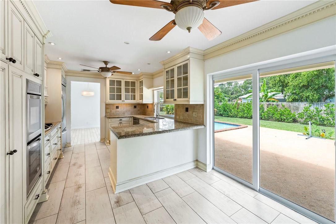 161 Southwest 53rd Avenue Plantation, FL 33317 - Photo 4 of 22 Photo 4