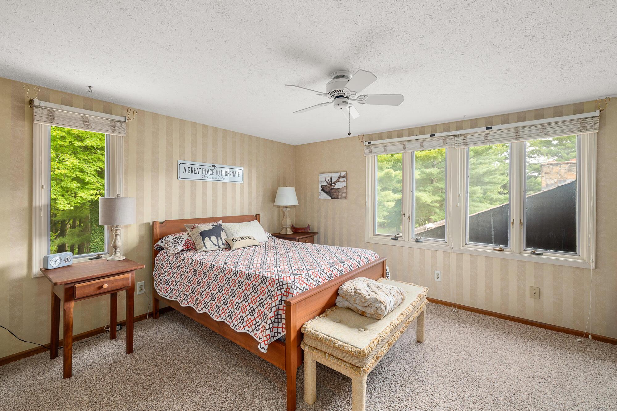 583 Wiles Road Mansfield, OH 44903 - Photo 22 of 39 int-bed-4-1