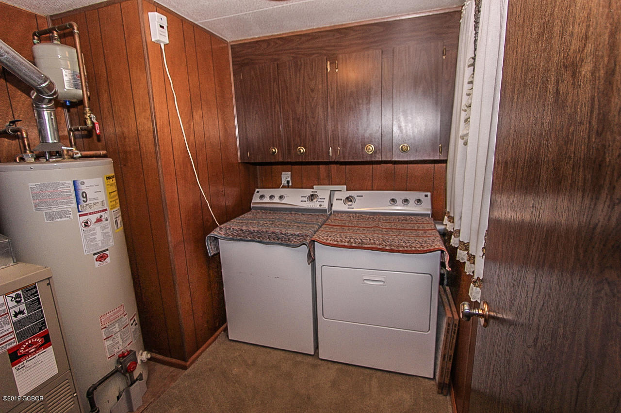 200 Carriage Road Fraser, CO 80442 - Photo 15 of 26 laundry