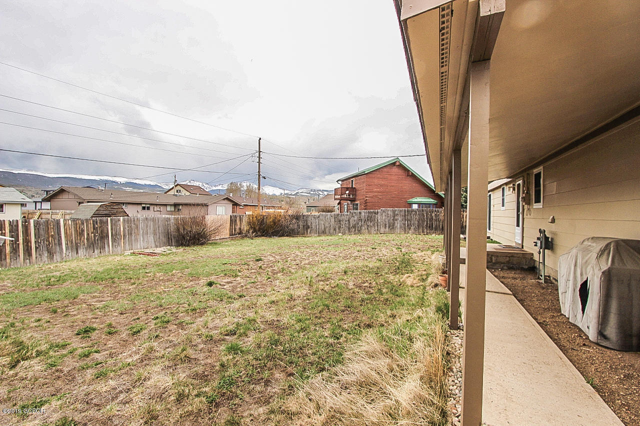 200 Carriage Road Fraser, CO 80442 - Photo 18 of 26 back yard
