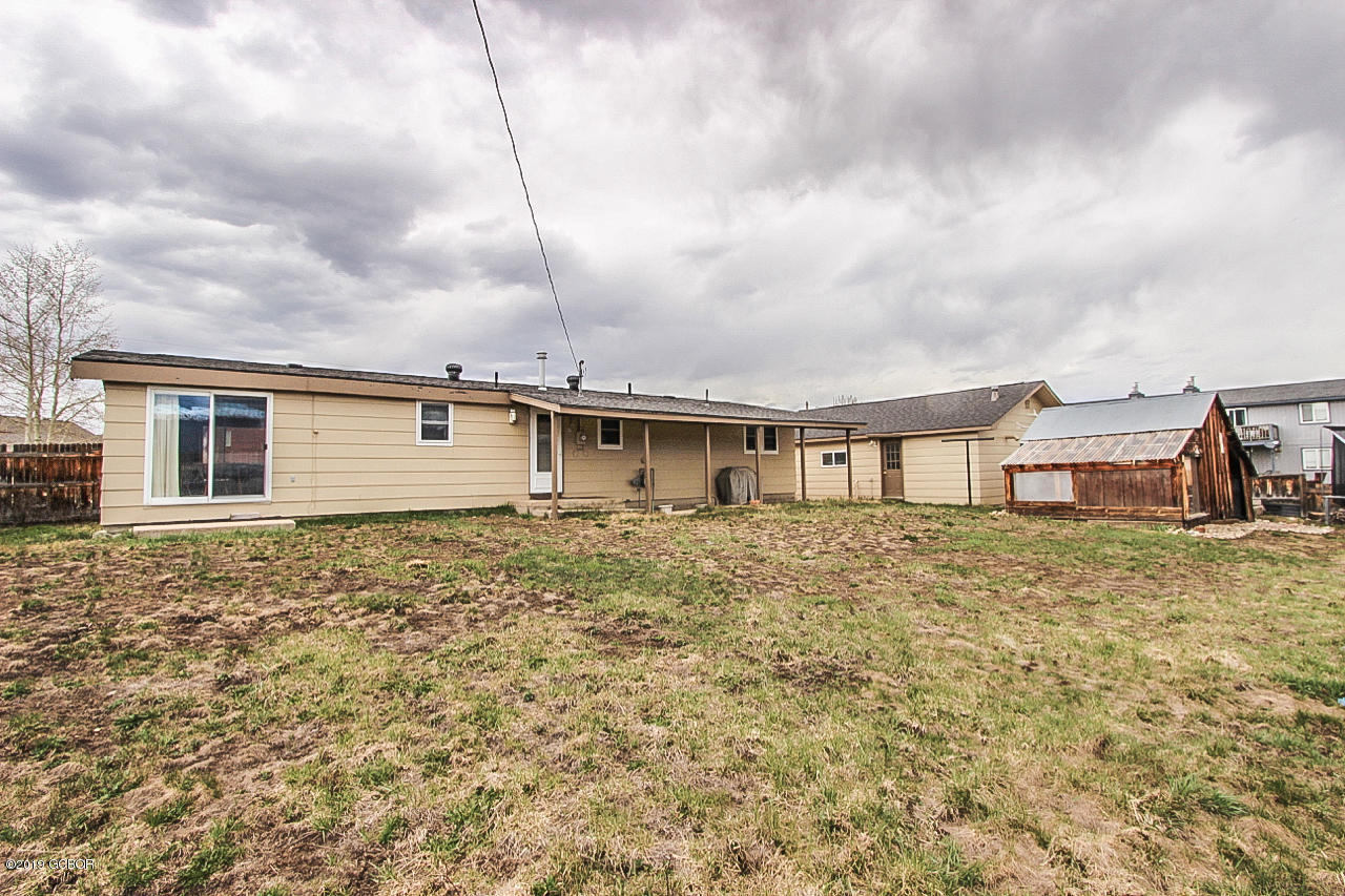 200 Carriage Road Fraser, CO 80442 - Photo 21 of 26 back of house